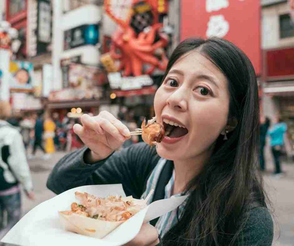15 Pictures of Food Travelers Love to Eat